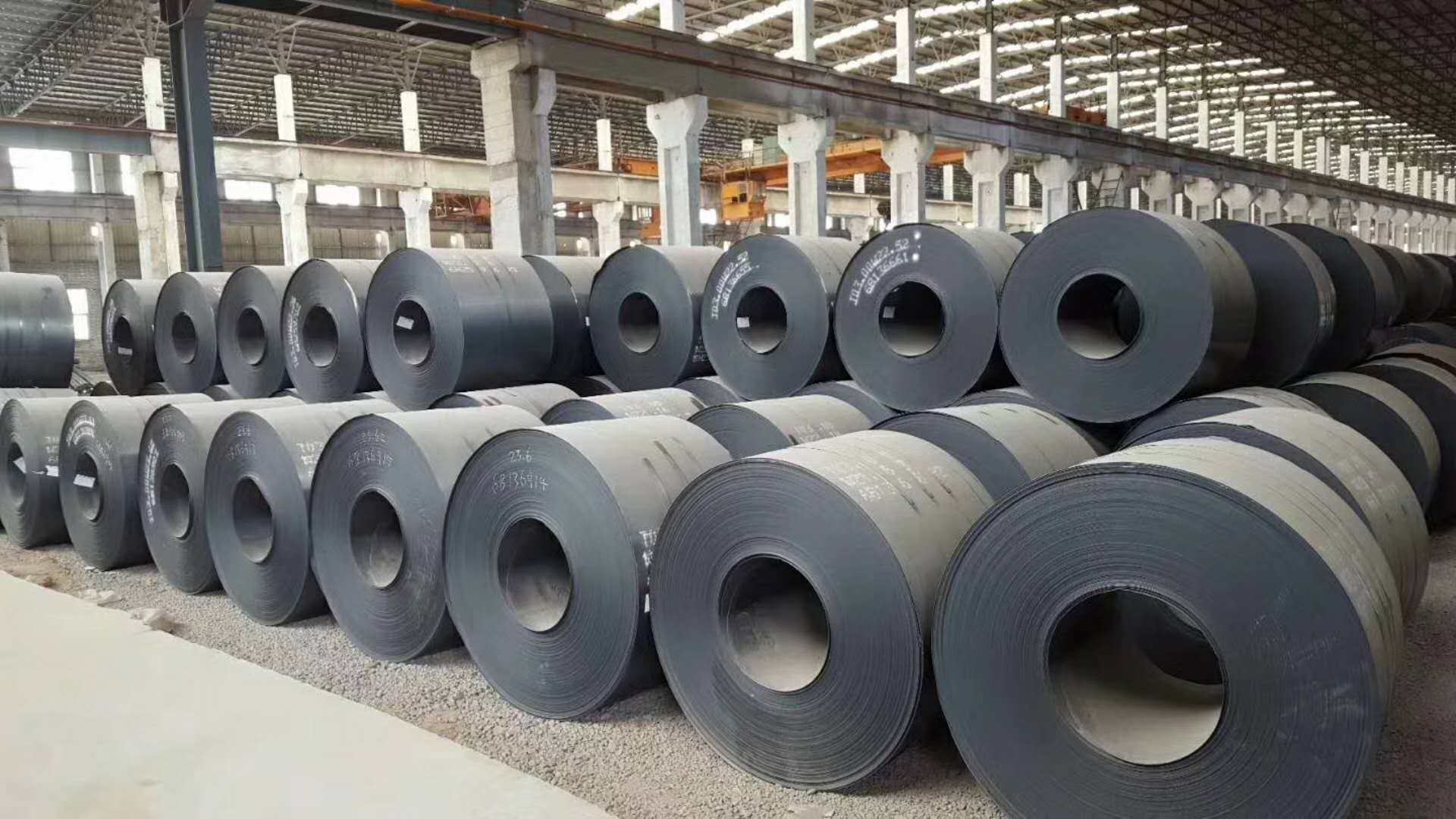 China's Steel Industry Navigates Policy Constraints and Green Transition