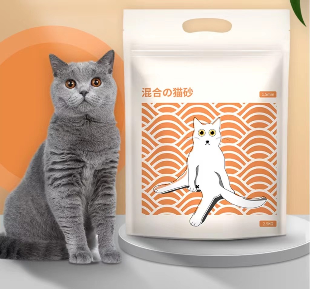 Cat litter mix made of tofu and bentonite