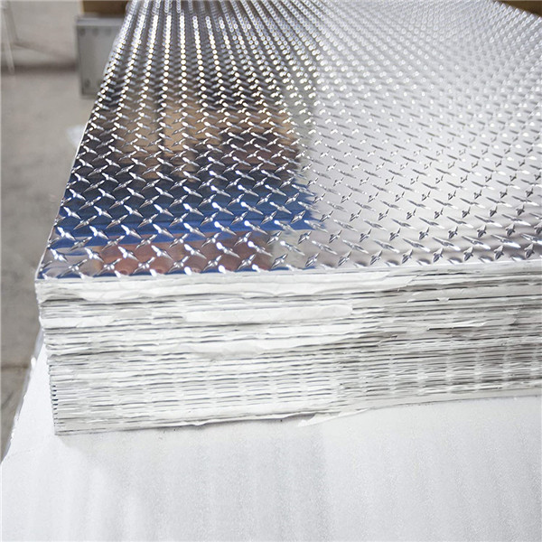 Diamond aluminum plate