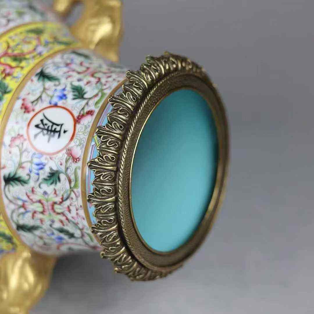 粉彩仙人贺寿镶铜边双耳福筒尊