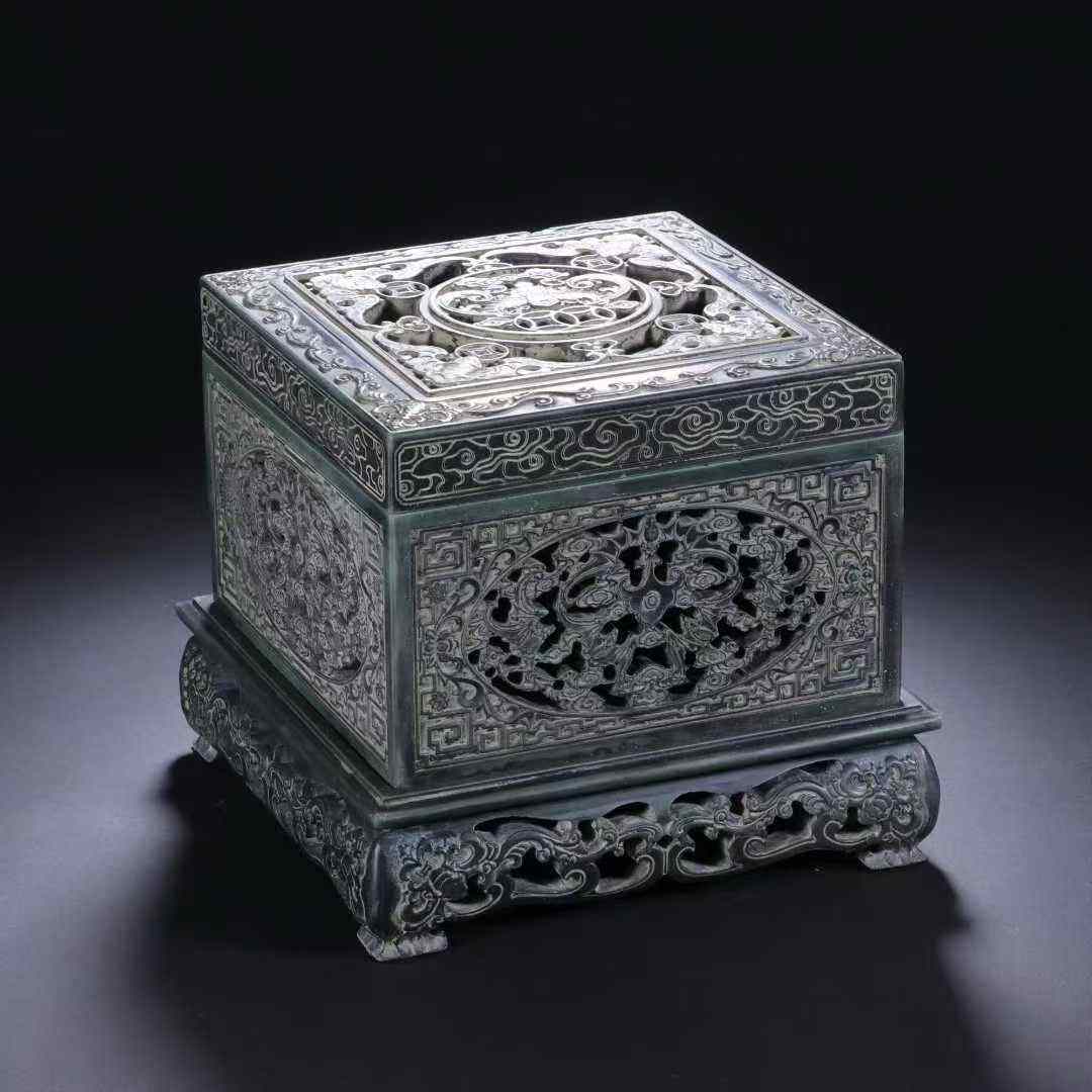 清端石雕砚台一套