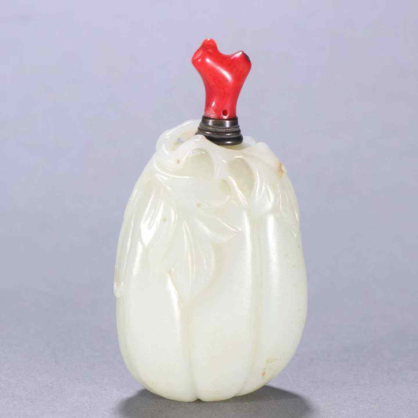 清 和田玉瓜果鼻烟壶