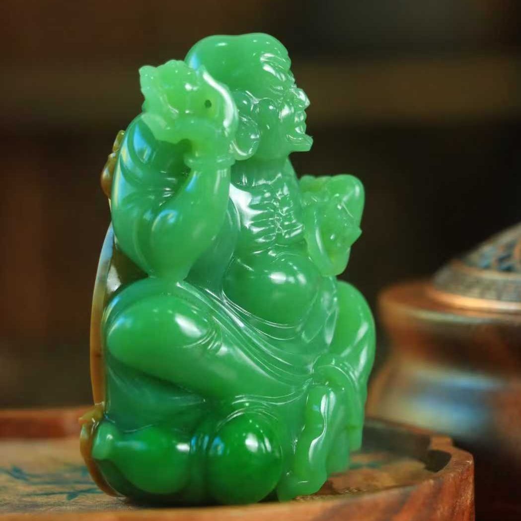 和田玉籽料碧玉罗汉