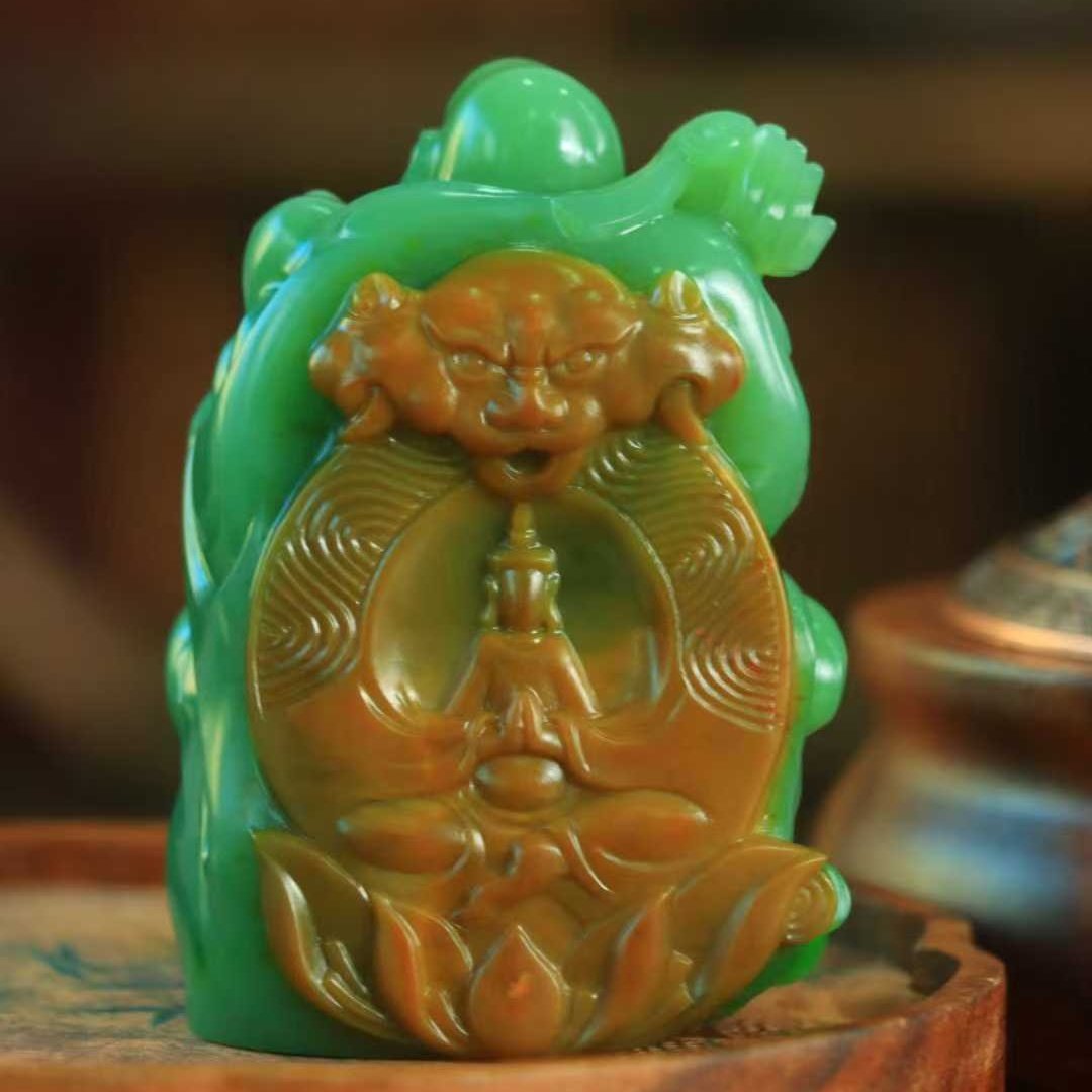 和田玉籽料碧玉罗汉