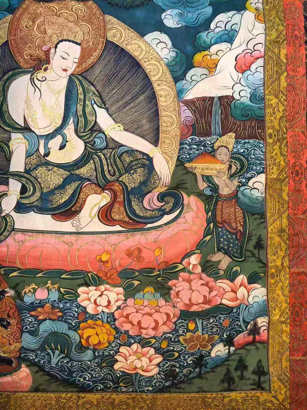 唐卡《自在观音》彩绘