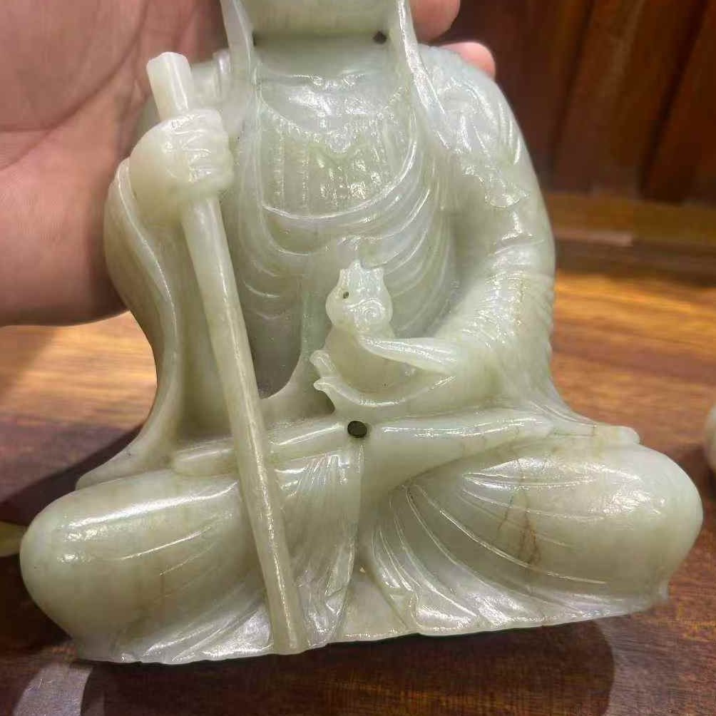 清代和田玉佛像