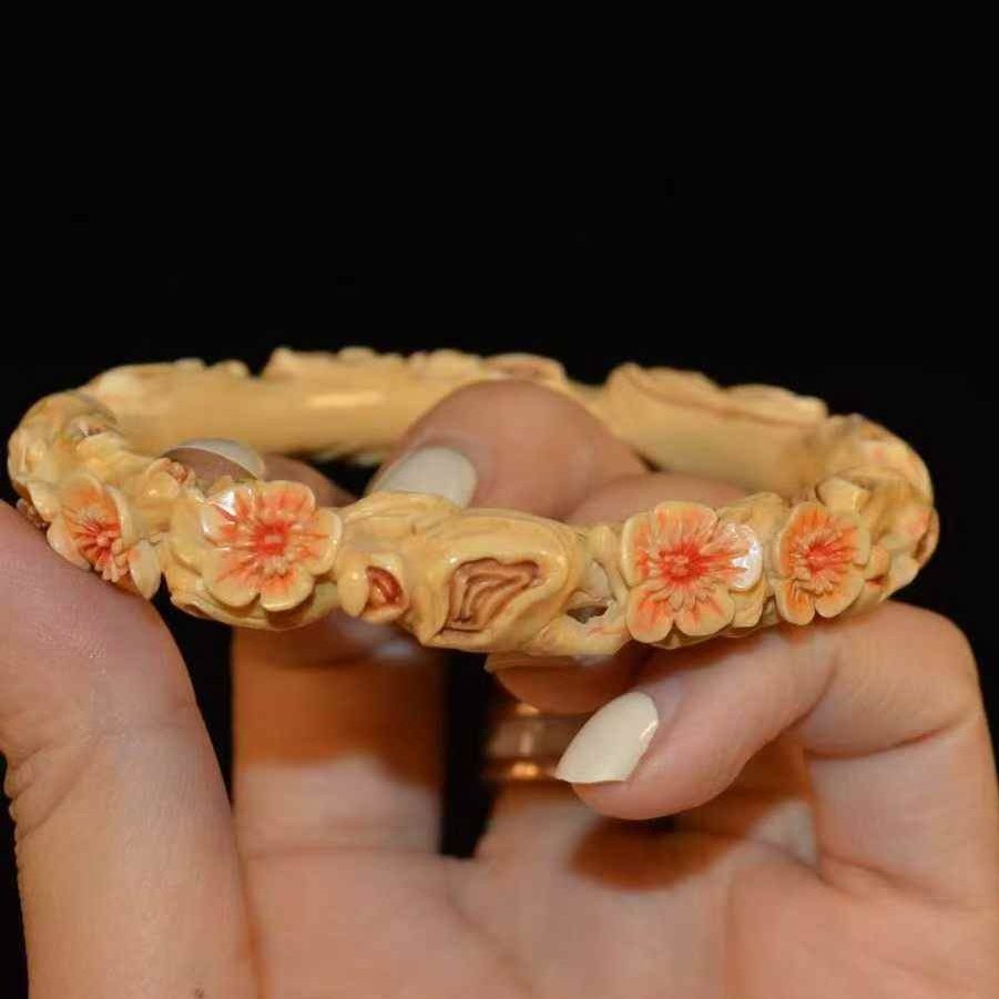 牙雕满工梅花手镯