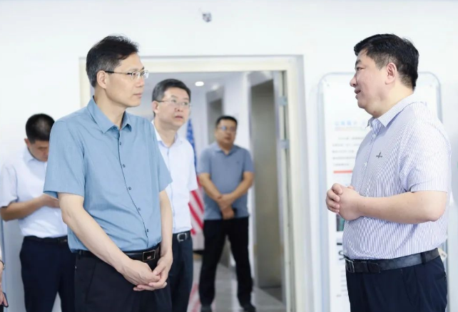 宿迁市副市长闫辉一行莅临苏粤跨境考察调研