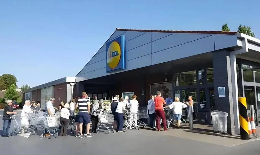 英国电商市场复苏迹象明显，9月销售额同比增长3.2%