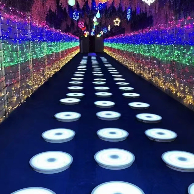 彩色跑地砖灯