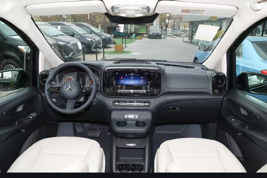 奔驰威霆（9座）