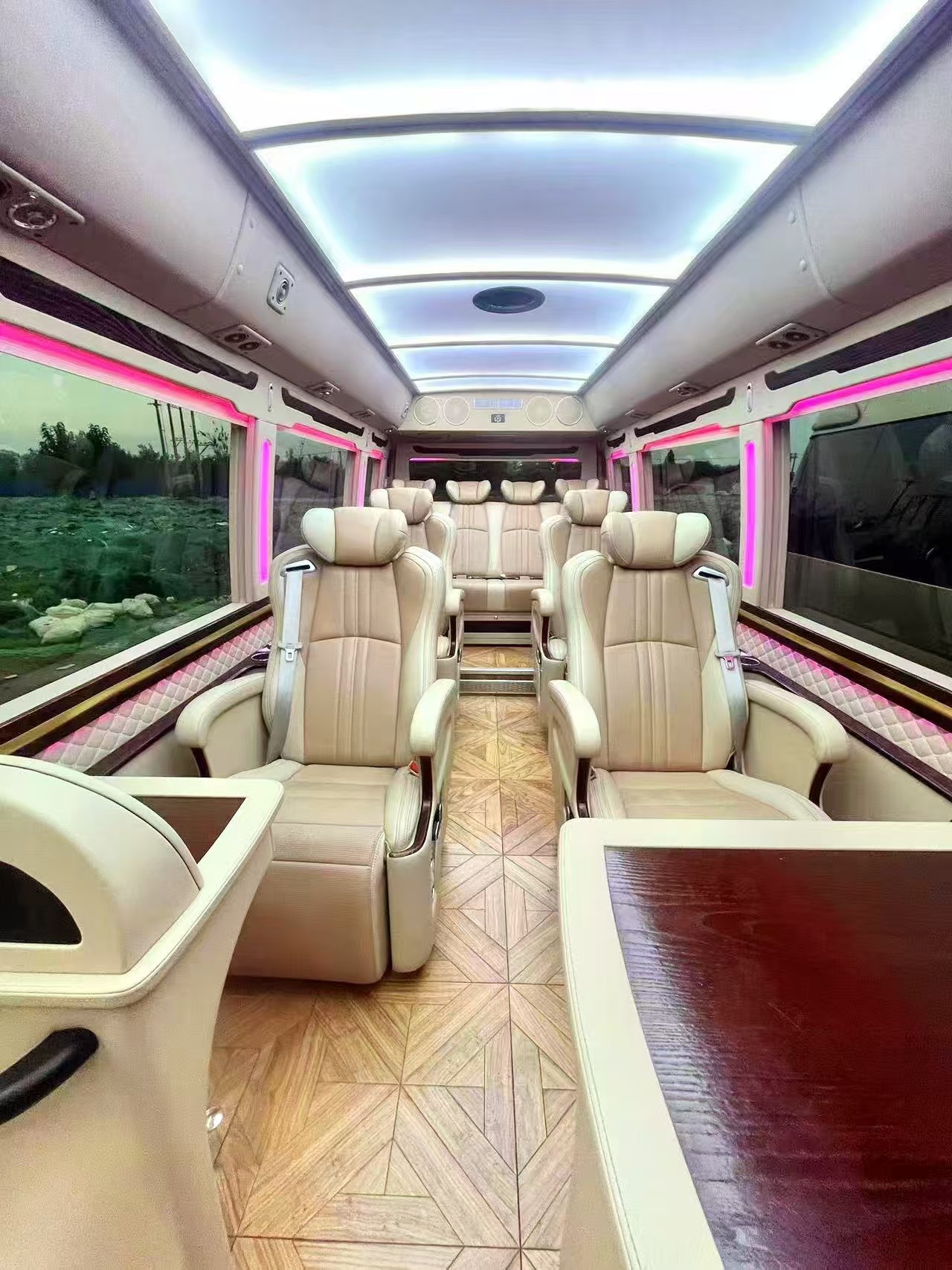 豪华版丰台考斯特（12座）