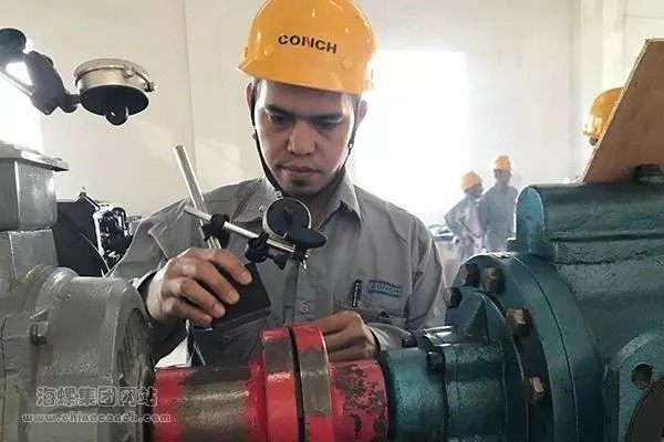 137 sistem untuk mengeksplorasi model pelatihan bakat Indonesia untuk mendorong lapangan kerja