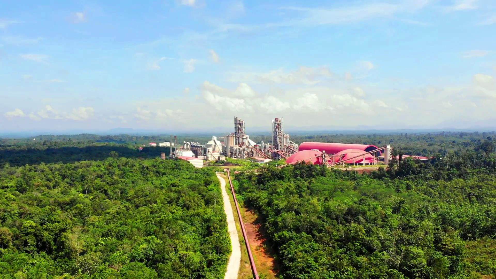 Pemandangan Dari Jalur Tambang