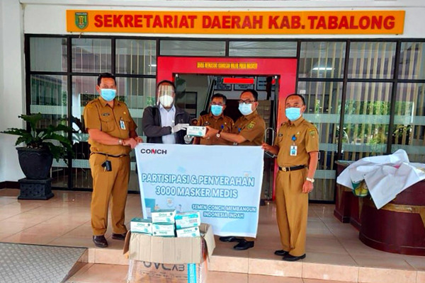 PT. CSKC Menyerahkan 3000 Masker Medis Kepada Pemerintah Kabupaten Tabalong