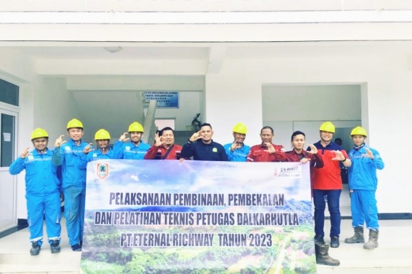 Pelaksaan Pembinaan Pembekalan Dan Pelatihan Teknis Petugas DALKARHUTLA PT. Eternal Richway