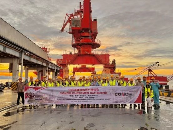 PT Conch North Sulawesi Cement Gelar Customer Gathering Bersama Para Distributor Sulawesi