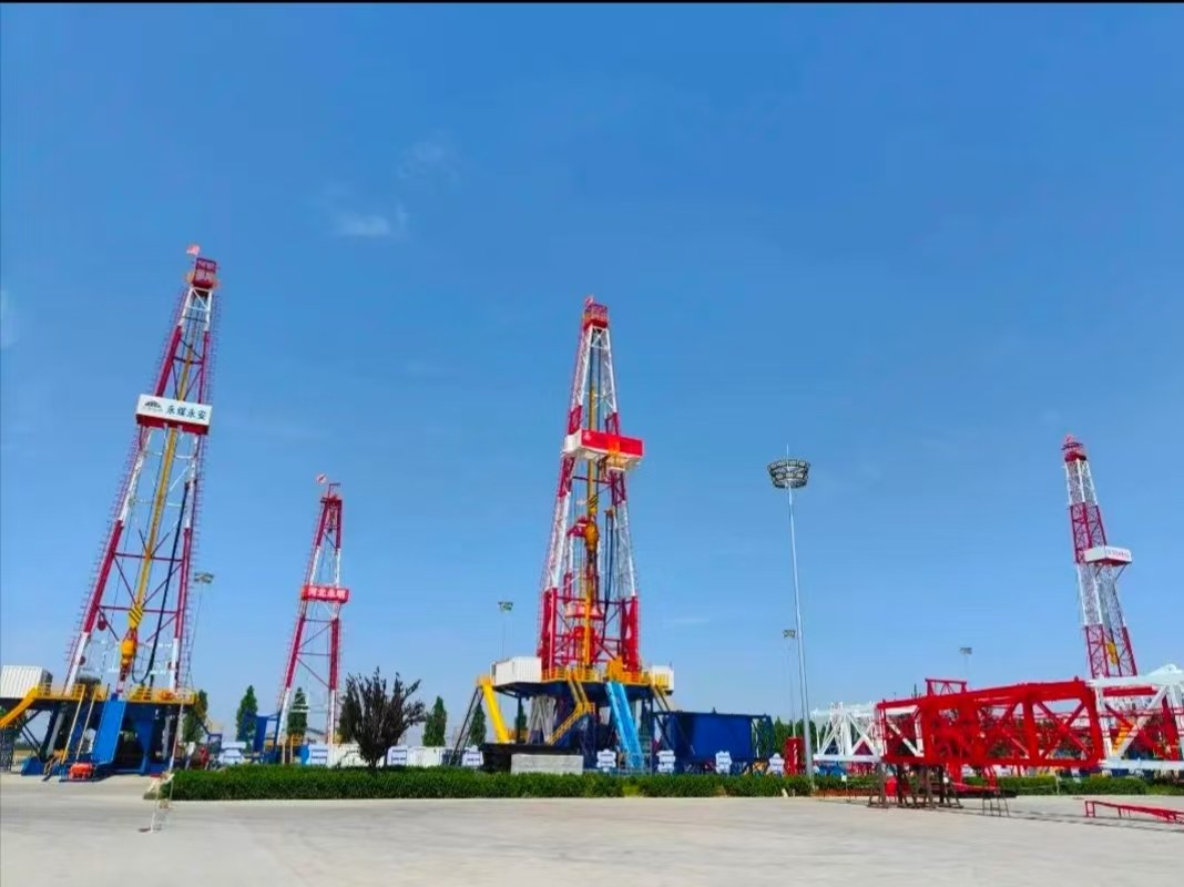 dcffaae3-5a33-4c95-b5f7-4d0d59366d9b