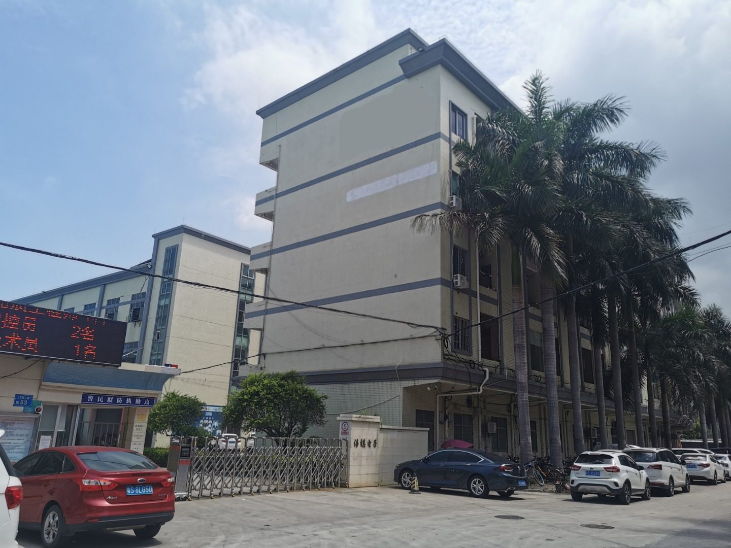 how to choose a qualified high-quality silicone products manufacturer?