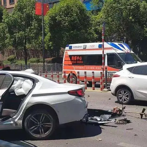 机动车车上人员责任统筹