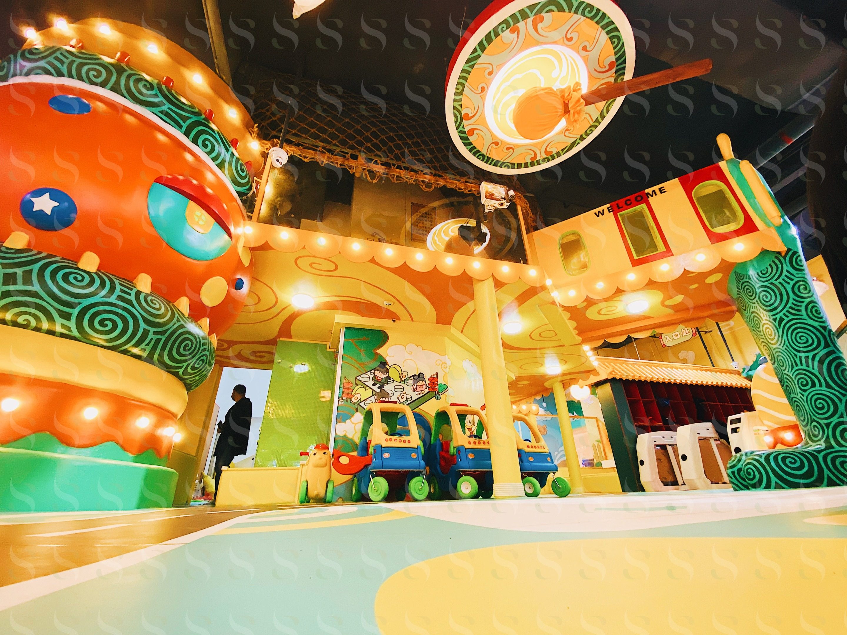 室内-乐潮朝主题游乐馆