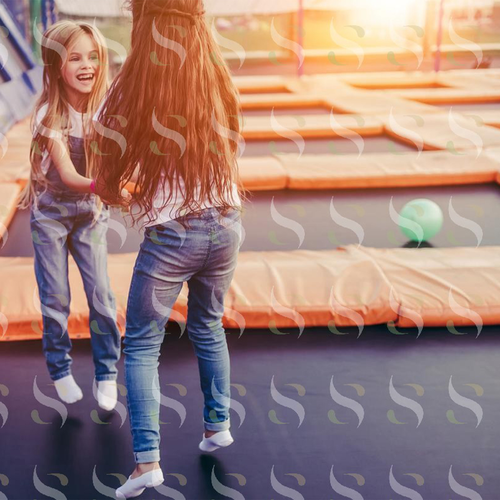 沉浸式互动蹦床