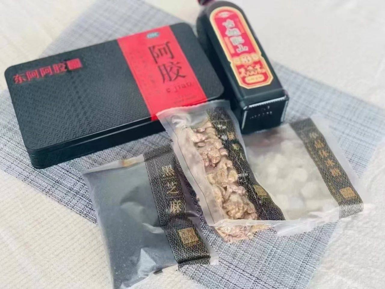 每周三康锐药房江桥店东阿阿胶免费熬胶