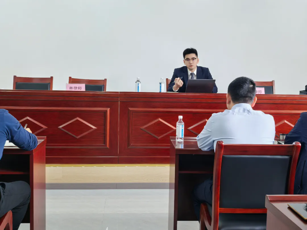 燕信动态｜我所谭金律师受邀前往重庆志良餐饮管理有限公司开展合同管理与风险防控分享会