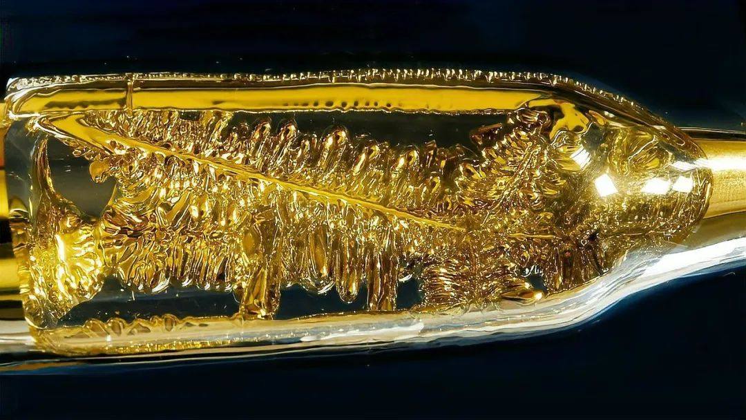 Lively and explosive, small metal more expensive than gold-cesium