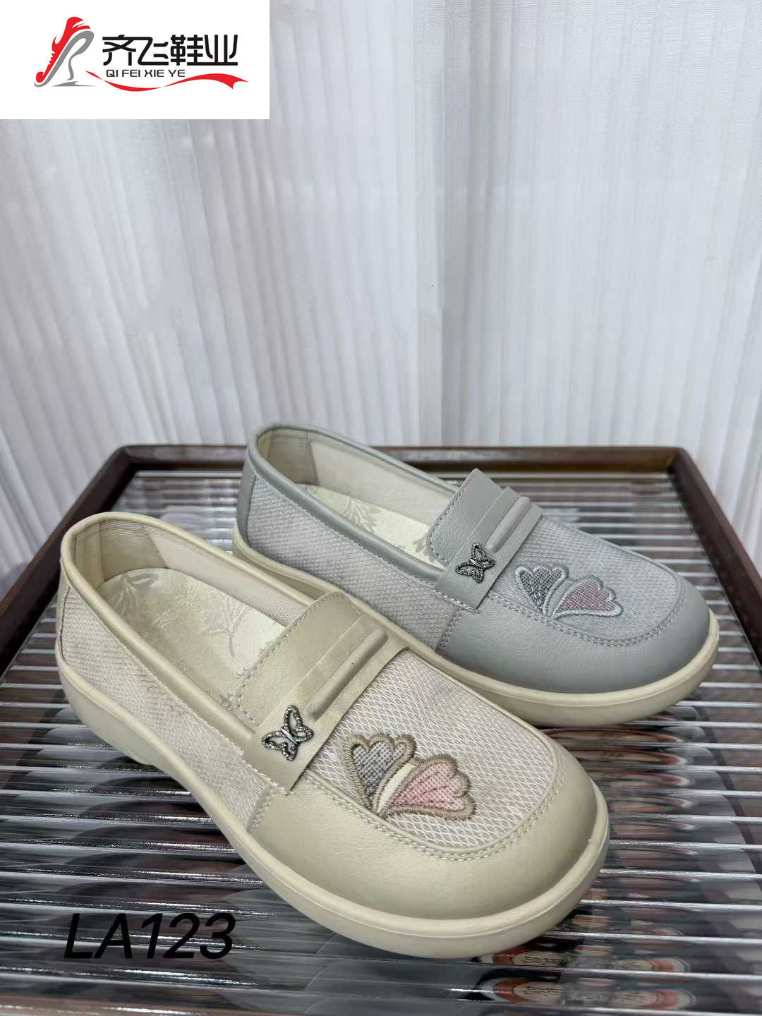 26年夏季聚氨酯时尚女网鞋