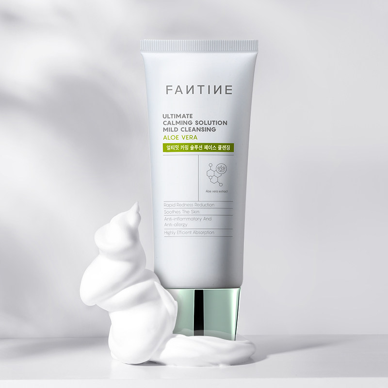 Ultimate&nbsp;Calming&nbsp;Solution Face Cleanser