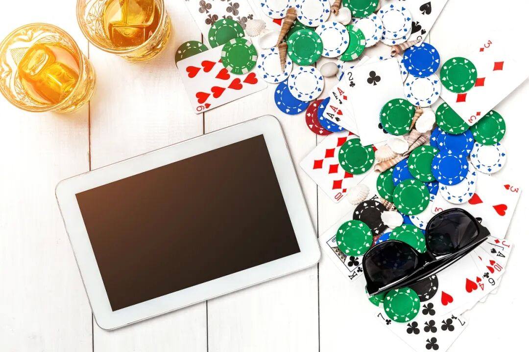 掼蛋不是牌局，是安防人的安全社交与合作密码