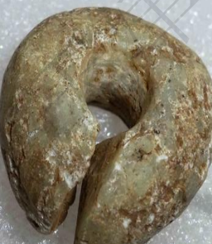 古代玉石器物表面腐蚀层