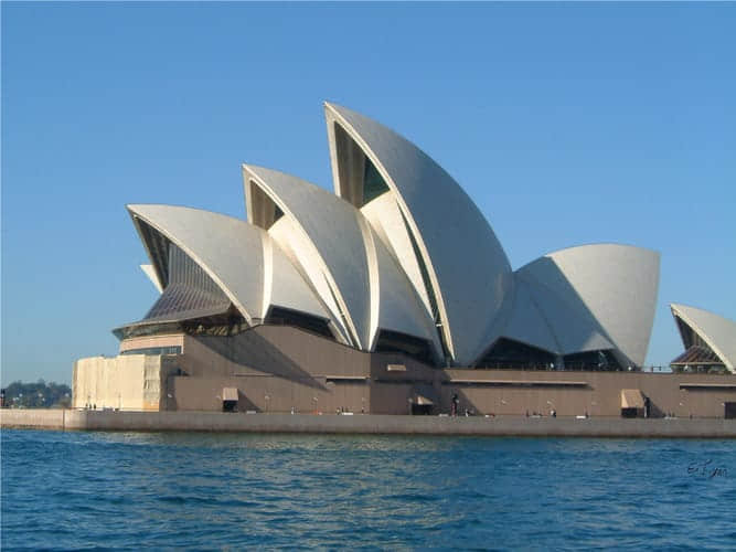 In Australia deep schengen sign without a ticket