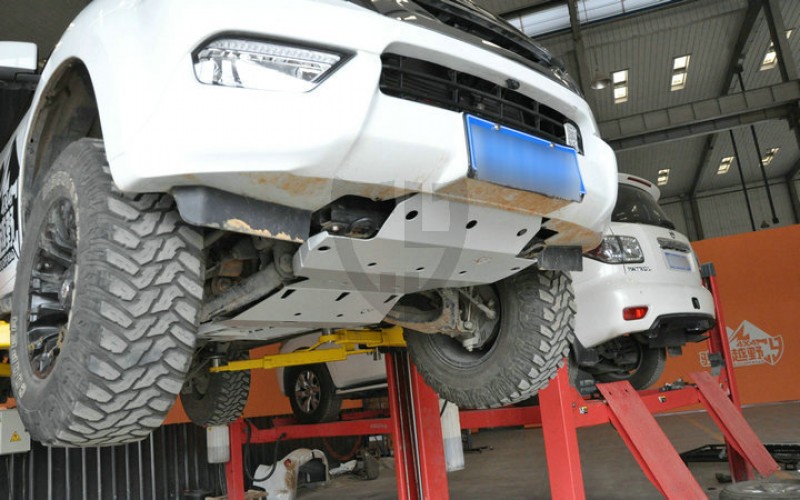 五十铃 d-max mu-x 牧游侠 底盘护板【CY】