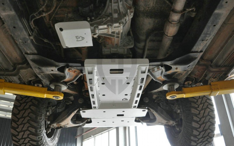 五十铃 d-max mu-x 牧游侠 底盘护板【CY】