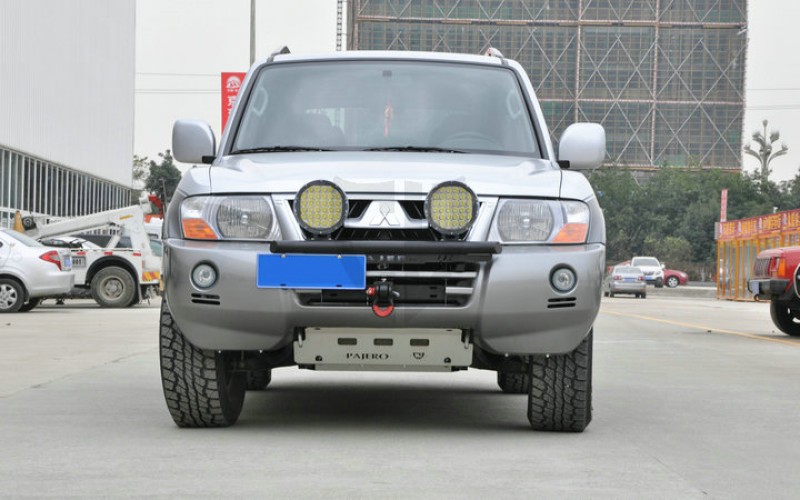 三菱 帕杰罗 V73V75V77v93v97 前拖车方口【CY】