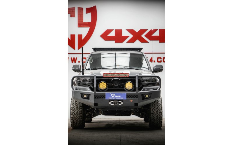 丰田 陆巡兰德酷路泽 LC200 前保险杠【CY】