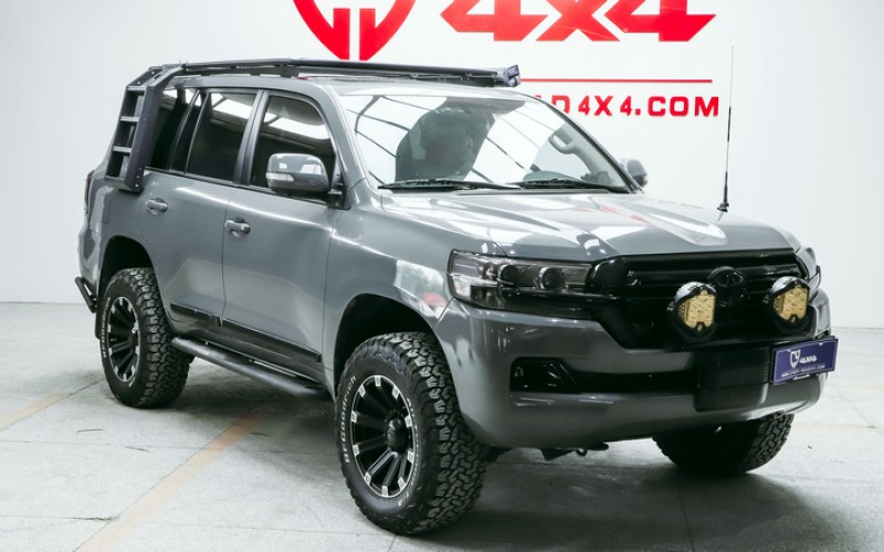 丰田兰德酷路泽 LC200 车顶行李架【CY】