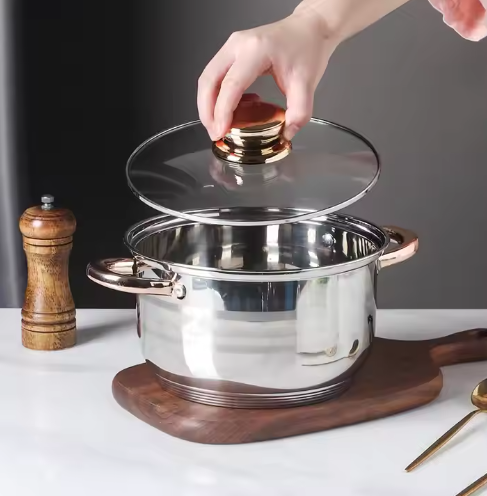 Stainless steel kitchenware single piece buckle