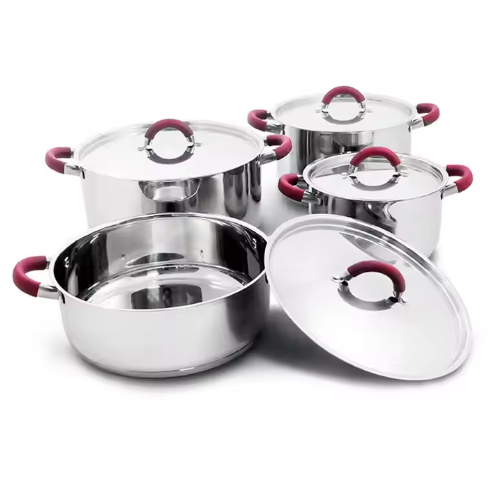 4 stainless steel pots with rubber handles