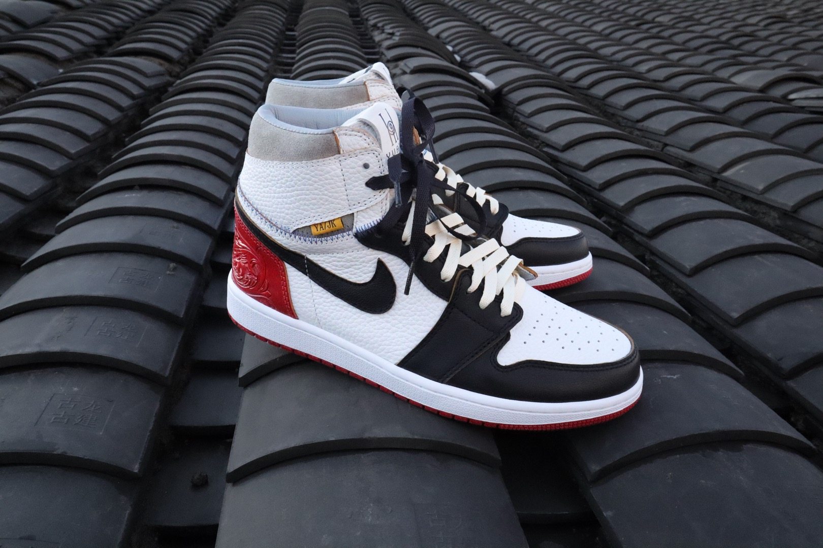 Union Aj1  with leather crave