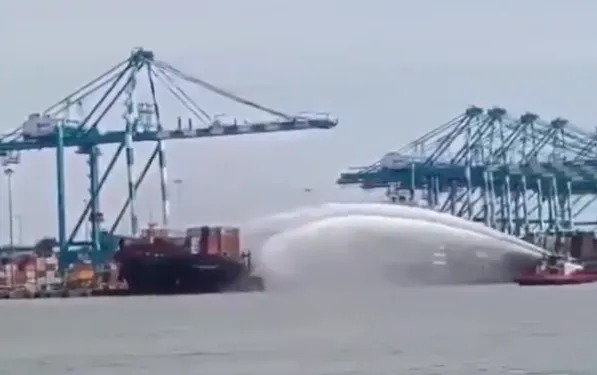 马士基通知：共同海损 转发