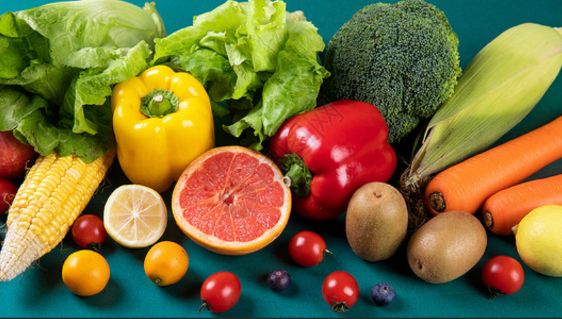 反季书果蔬会使用很多农药是真...