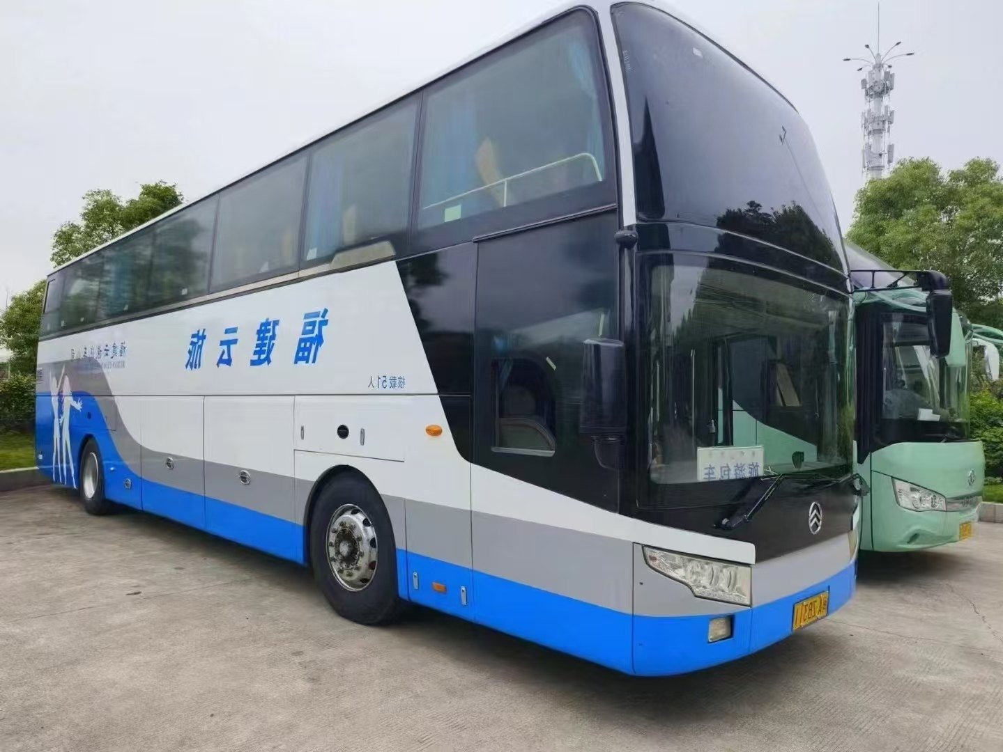 51-53座舒适客车