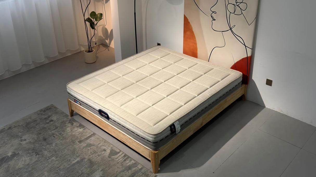 Mattress Model: F83