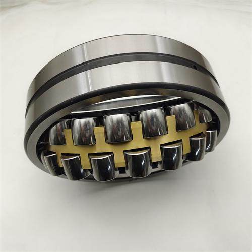 Self-aligning roller bearing