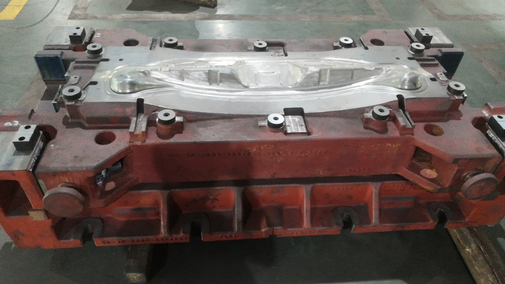 泰林模具（广东）有限公司