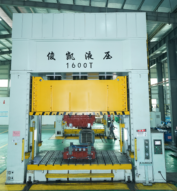 1600T试模压机