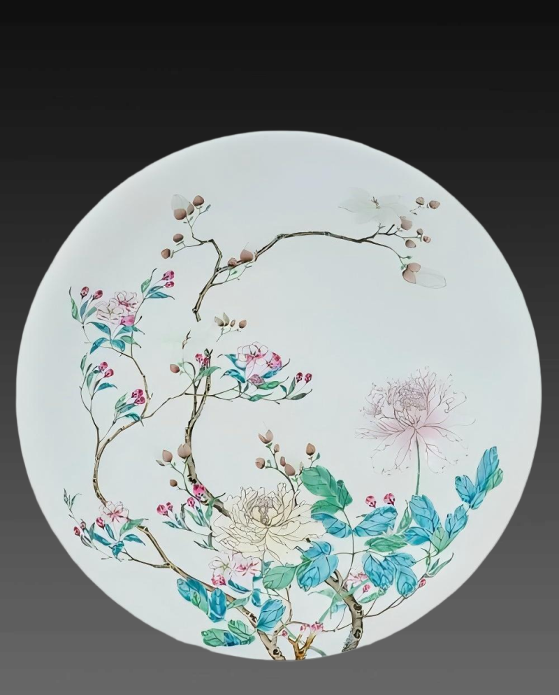 清晚.粉彩花卉纹赏盘